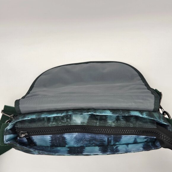 Sipsey Wilder Forest Purse - Picture 8 of 12